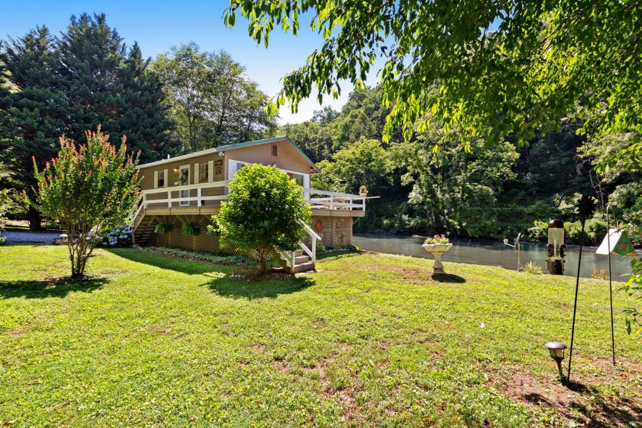 2 Bed 1 Bath Vacation In Sylva